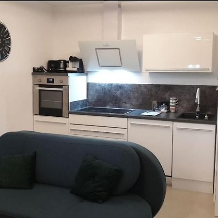 Apartment Mit Schoener, Moderner Einrichtung Kolonia Zewnętrze zdjęcie