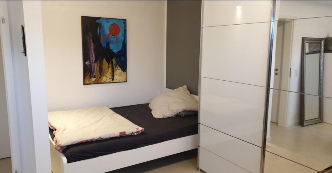 Apartment Mit Schoener, Moderner Einrichtung Kolonia Zewnętrze zdjęcie